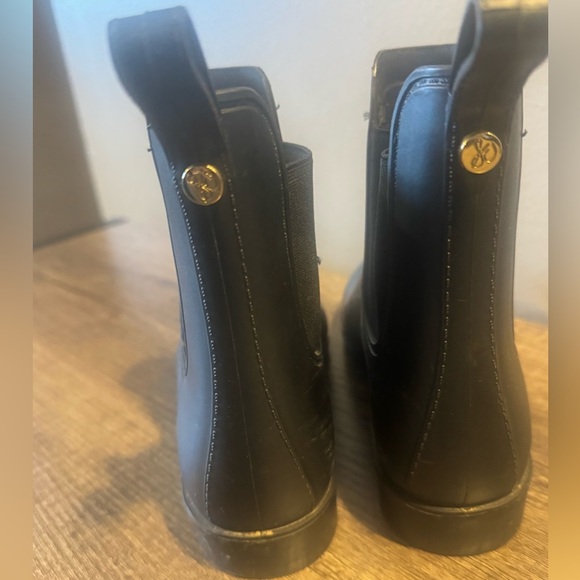 Sam Edelman Rain Boots . Size 6. - Picture 2 of 4